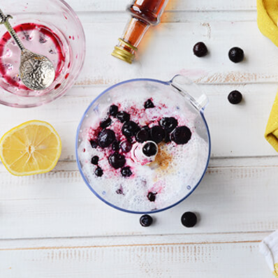 https://blog.kissmyketo.com/wp-content/uploads/2019/03/Blueberry-Lemon-Smoothie_Instructions1.jpg