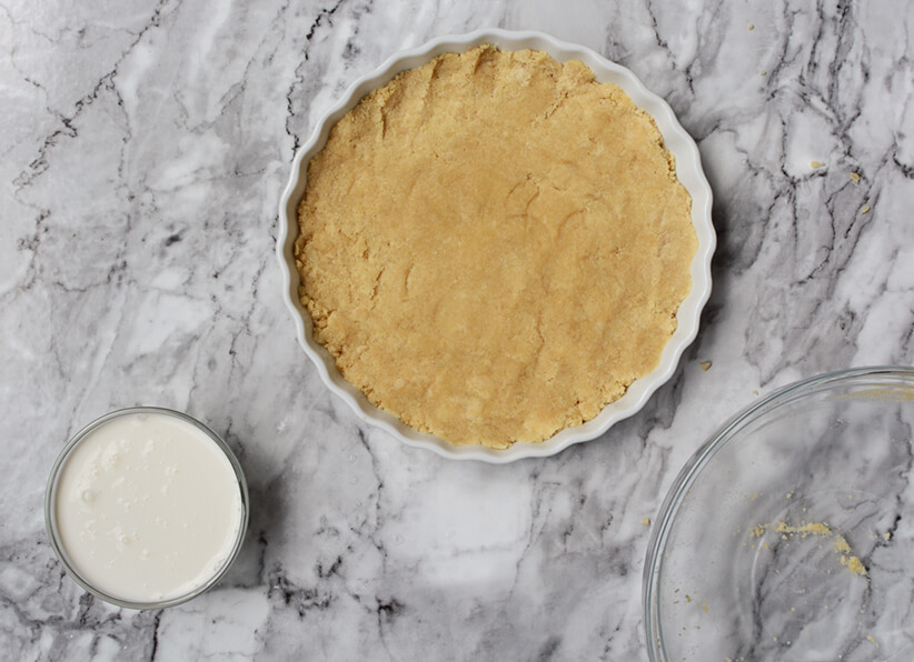 Berries and Cream Ice Cream Pie instructions