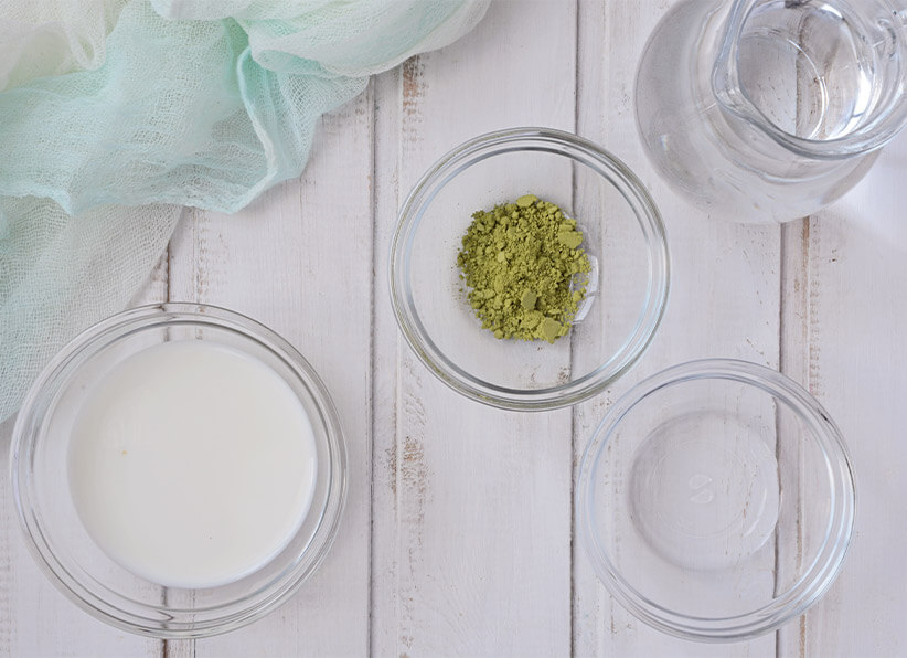 Keto Dairy-Free Matcha Latte ingredients