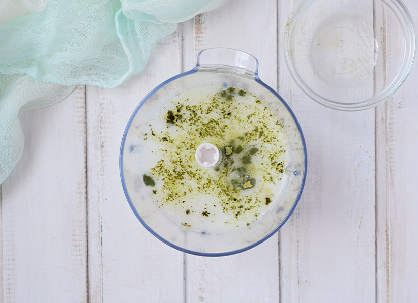 Keto Dairy-Free Matcha Latte instructions