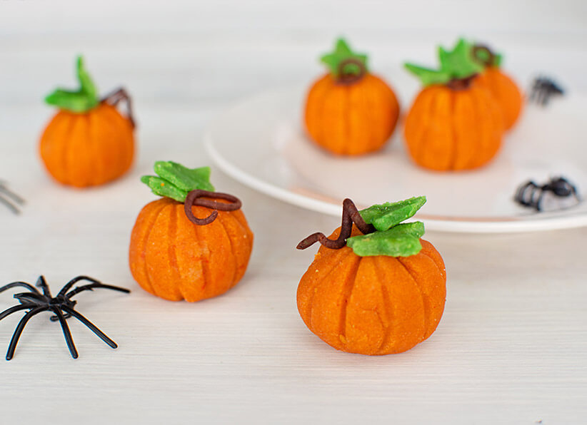 Mini Marzipan Pumpkins