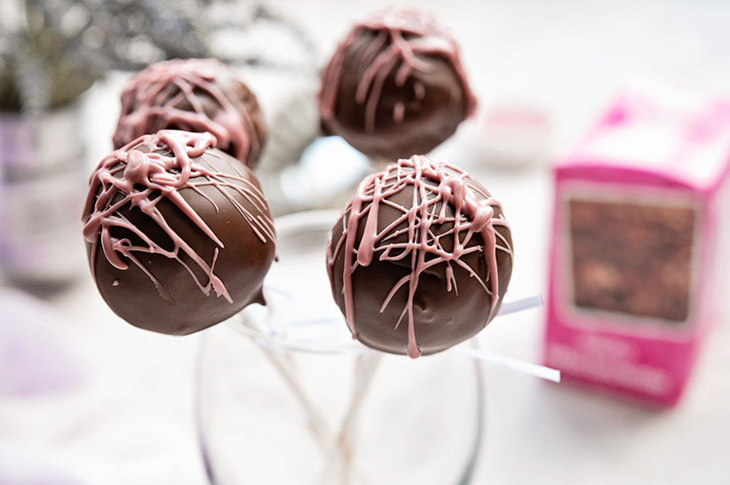 Valentine's Day Brownie Pops - Family Fresh Meals